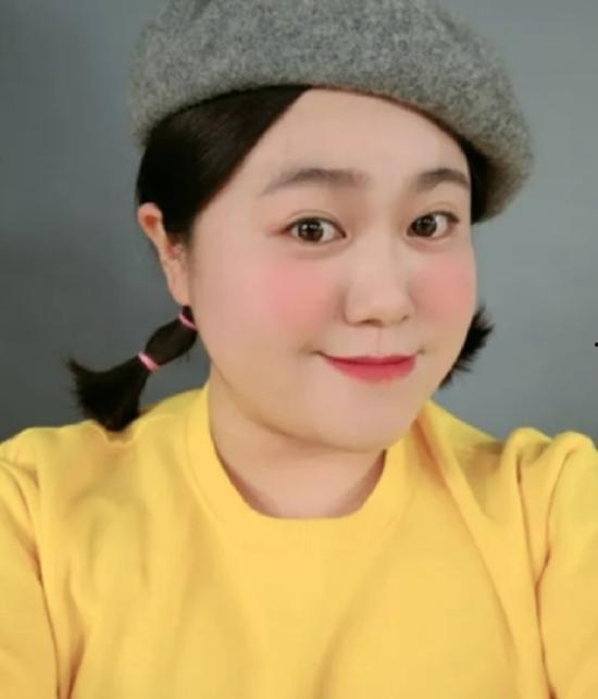 韩国李智秀,韩国娱乐圈的璀璨新星