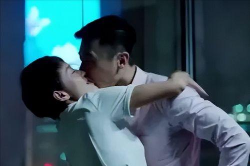 激情床戏吻戏视频,揭秘热门床戏视频背后的故事