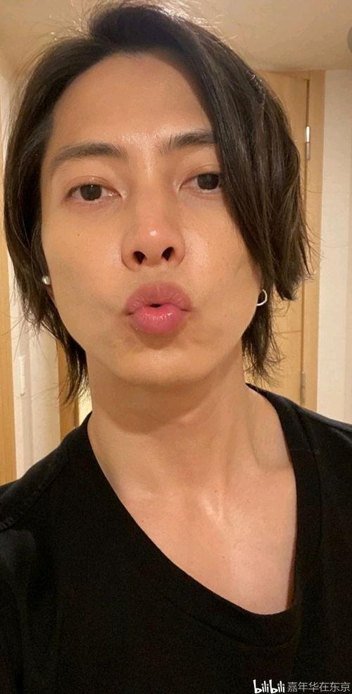 日本杰尼斯艺人,揭秘日本杰尼斯艺人的星途历程