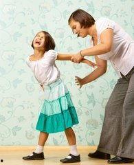 打屁股图片大全打小孩,图片揭示传统育儿方式