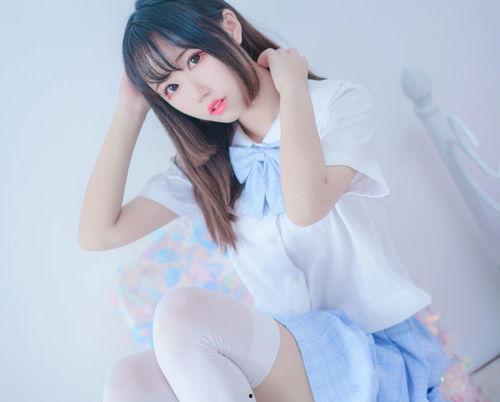 白丝美女视频,白丝美女的性感魅力瞬间