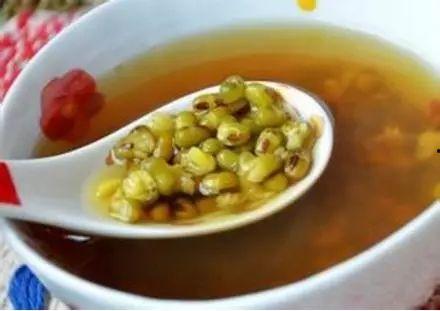 黑蜜瓜吃了可以吃绿豆汤吗,健康搭配的完美选择