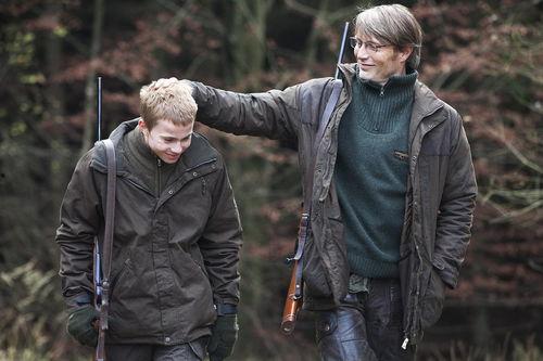 电影狩猎者在线观看,在线观影之旅，揭秘惊悚悬疑背后的真相